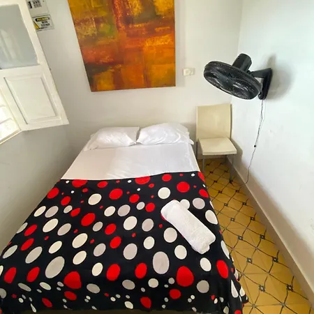 Hostal Familiar Caribbean Blue *