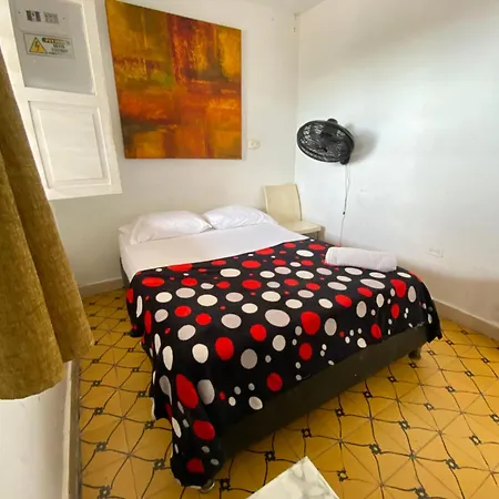 Hostal Familiar Caribbean Blue Pensión
