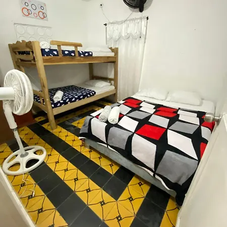 Pensión Hostal Familiar Caribbean Blue Cartagena